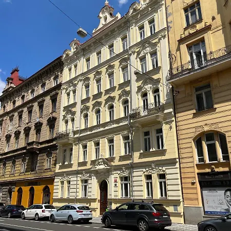 Cute Apartment Zborovska Prague Exterior photo