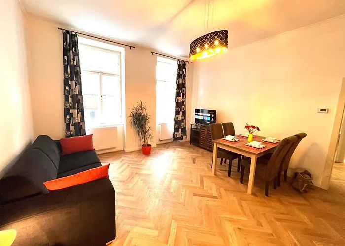 Cute Apartment Zborovska